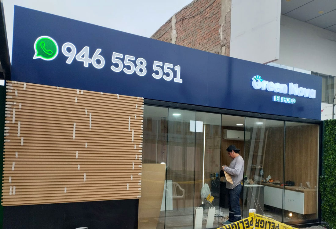GIGANTOGRAFIAS EN LIMA    